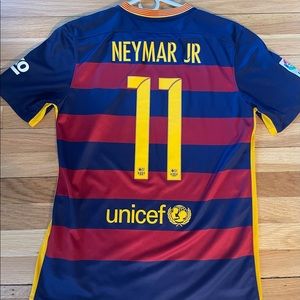 NEYMAR JR. BARCELONA JERSEY. SIZE MEDIUM NEVER WORN OFFICIAL NIKE GAME JERSEY